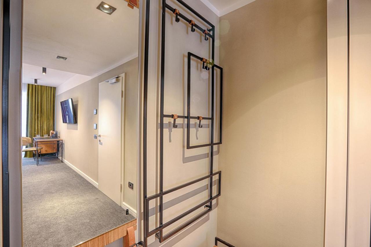 Nani Nani Boutique Hotel Brasov Ngoại thất bức ảnh