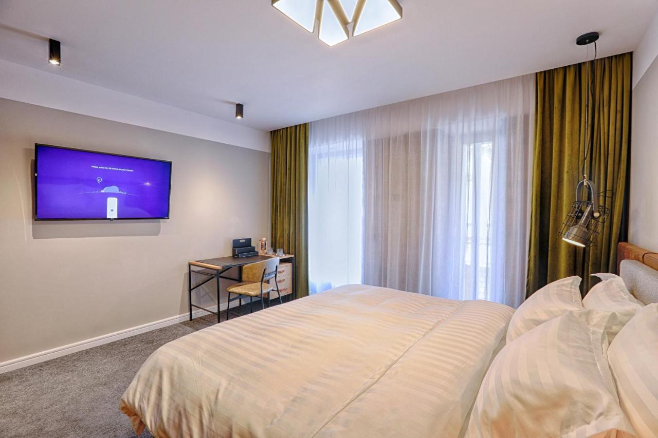 Nani Nani Boutique Hotel Brasov Ngoại thất bức ảnh