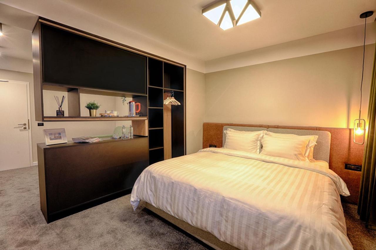 Nani Nani Boutique Hotel Brasov Ngoại thất bức ảnh