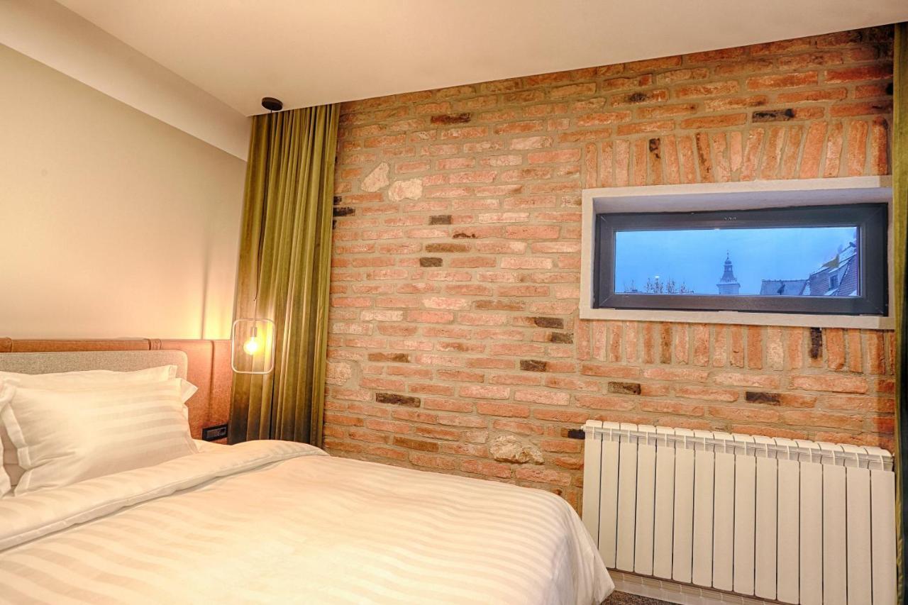 Nani Nani Boutique Hotel Brasov Ngoại thất bức ảnh