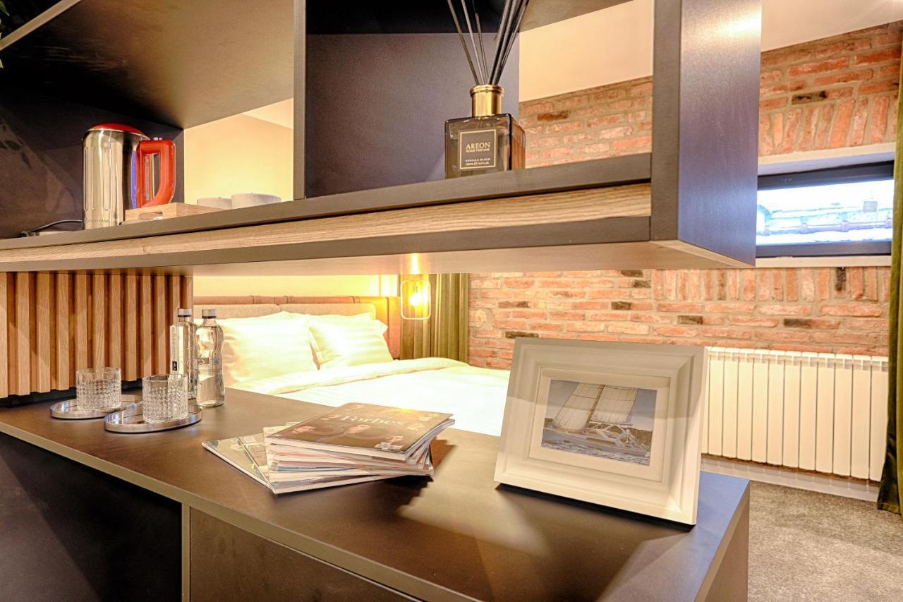 Nani Nani Boutique Hotel Brasov Ngoại thất bức ảnh