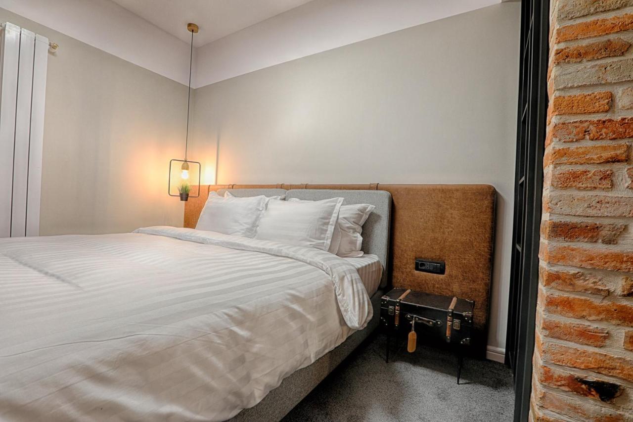 Nani Nani Boutique Hotel Brasov Ngoại thất bức ảnh