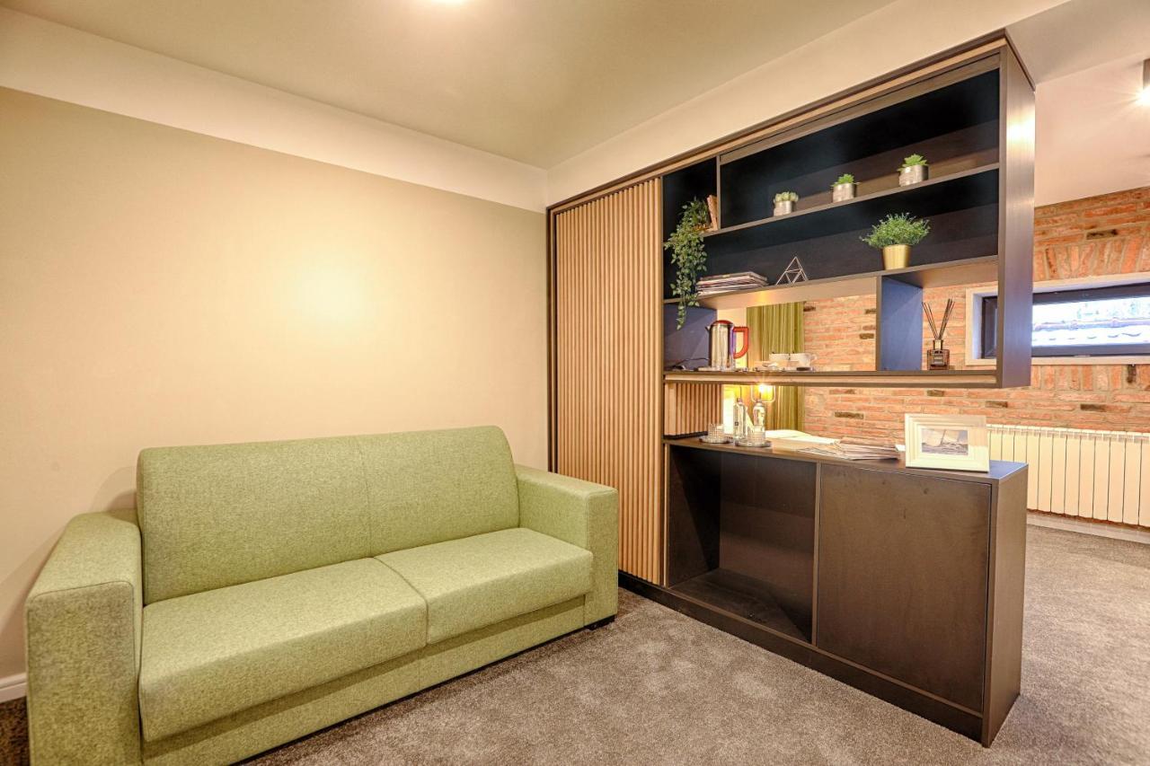 Nani Nani Boutique Hotel Brasov Ngoại thất bức ảnh