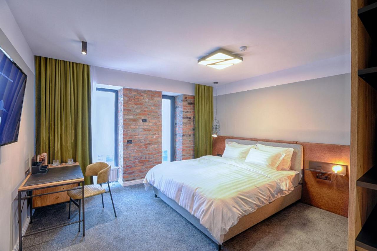 Nani Nani Boutique Hotel Brasov Ngoại thất bức ảnh