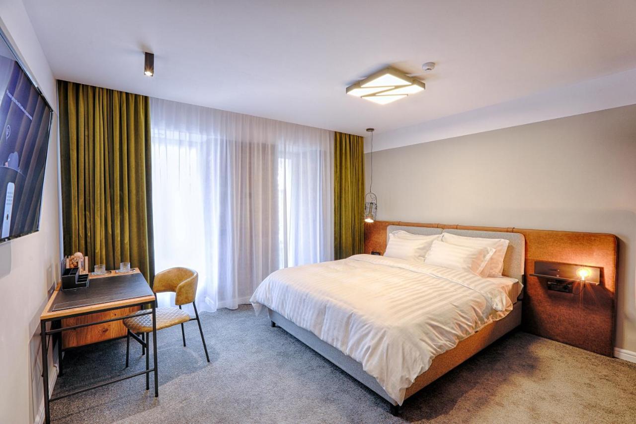 Nani Nani Boutique Hotel Brasov Ngoại thất bức ảnh